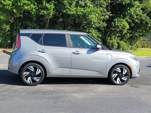 Used 2023 Kia Soul GT-Line w/ GT-Line Technology Package FWD image 8