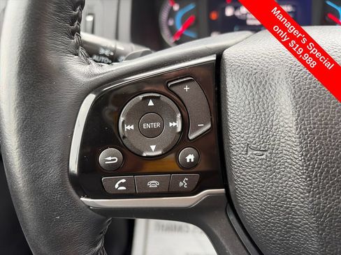 Used 2021 Honda Pilot Touring image 16