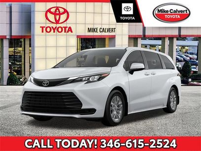 New 2026 Toyota Sienna LE