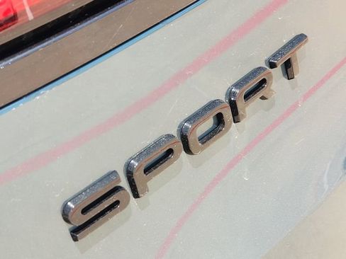 New 2026 Land Rover Range Rover Sport Dynamic SE AWD/4WD image 8