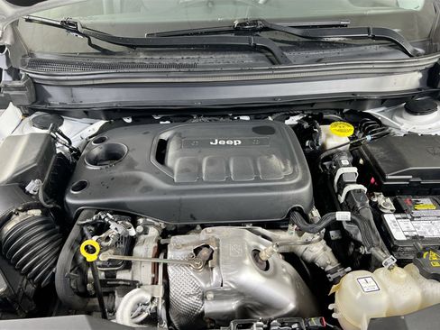 Used 2022 Jeep Cherokee Latitude Lux image 28