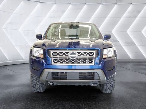 Used 2022 Nissan Frontier SV AWD/4WD image 2