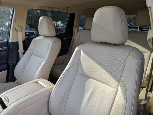 Used 2016 Toyota Highlander Limited image 15