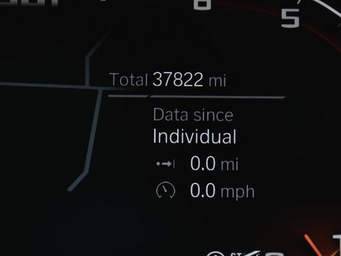 Used 2023 BMW X6 M50i w/ Executive Package image 22