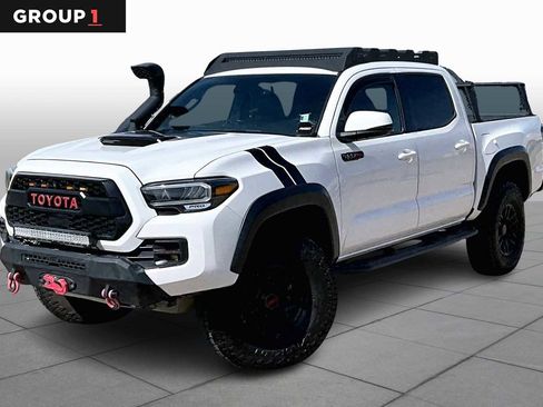 Used 2020 Toyota Tacoma TRD Pro image 1