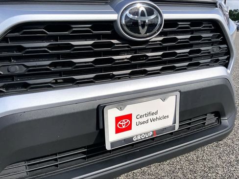 Used 2025 Toyota RAV4 XLE Premium w/ Weather Package image 29