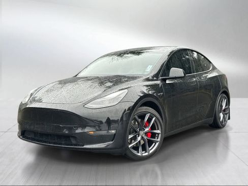 Used 2022 Tesla Model Y Performance image 1