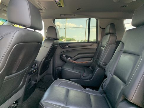 Used 2015 Chevrolet Suburban LTZ AWD/4WD image 32