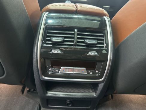 Used 2022 BMW X5 xDrive45e image 34