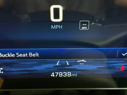Used 2025 Chevrolet Equinox LT w/ Convenience Package II AWD/4WD image 19