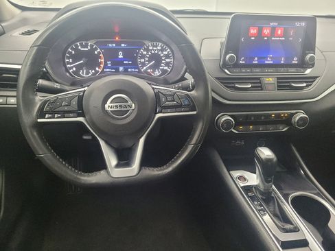 Used 2022 Nissan Altima 2.5 SV w/ SV Premium Package FWD image 22