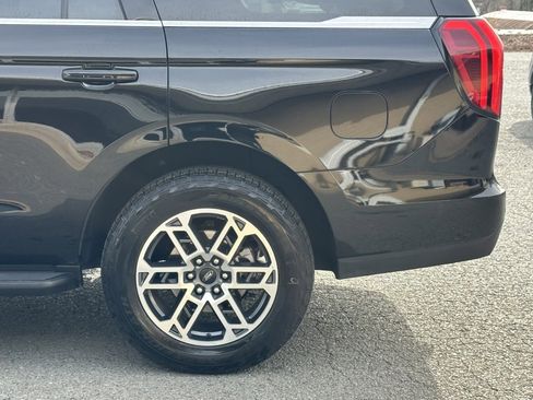 Used 2025 Ford Expedition Active image 43