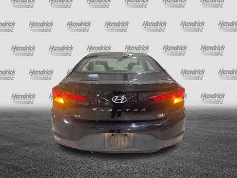 Used 2020 Hyundai Elantra SE FWD image 7