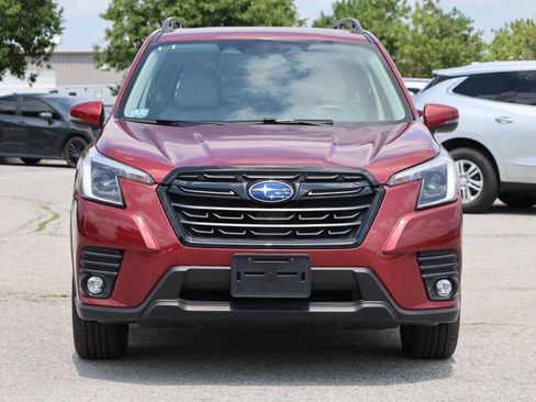 Used 2024 Subaru Forester Limited AWD/4WD image 2