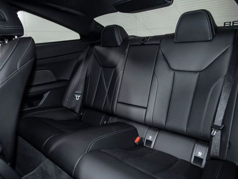 Used 2023 BMW M440i Coupe w/ Premium Package RWD image 14
