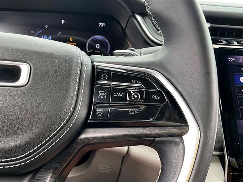 Used 2021 Jeep Grand Cherokee L Overland w/ Luxury Tech Group IV image 25