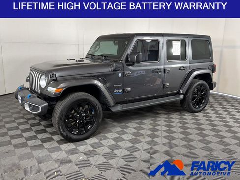 Used 2022 Jeep Wrangler Unlimited Sahara w/ Cold Weather Group AWD/4WD image 1