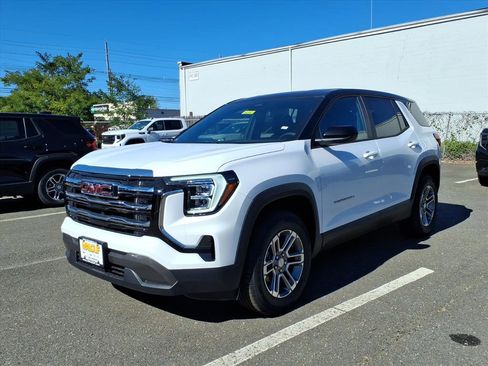 New 2026 GMC Terrain Elevation w/ LPO, Floor Liner Package image 3