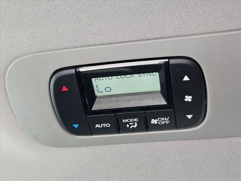 Certified 2024 Honda Odyssey EX-L image 17
