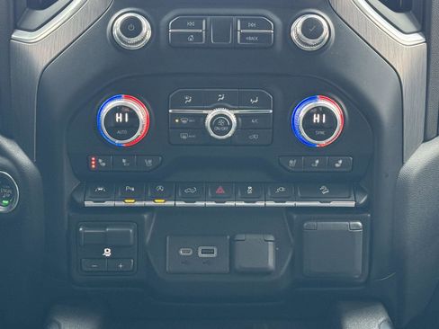 Used 2019 GMC Sierra 1500 Denali w/ Technology Package image 29