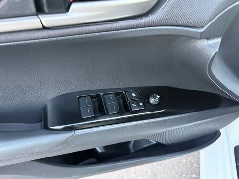 Used 2025 Toyota Camry LE FWD image 37