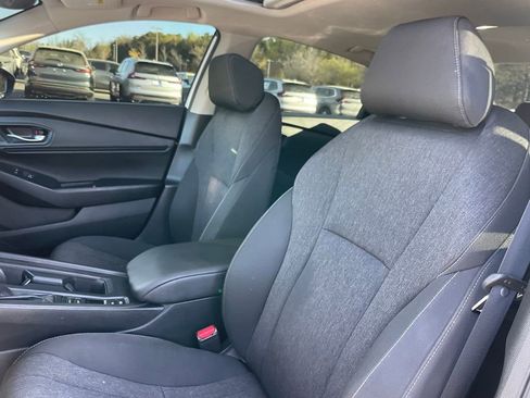 Certified 2025 Honda Accord SE image 25