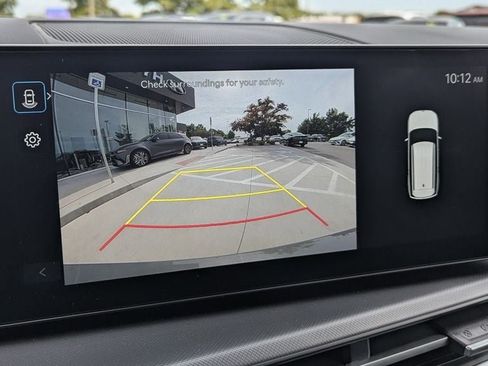 Used 2025 Hyundai Santa Fe SEL FWD image 13