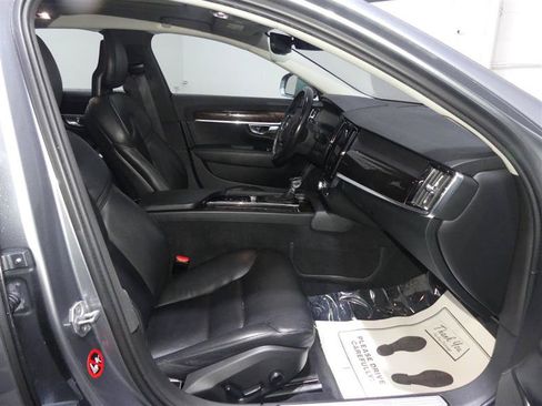 Used 2018 Volvo S90 T5 Momentum w/ Convenience Package AWD/4WD image 23