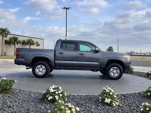 Used 2023 Toyota Tacoma SR image 4