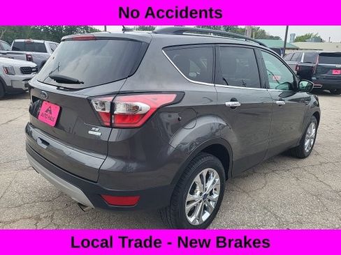 Used 2017 Ford Escape SE w/ Equipment Group 201A FWD image 8