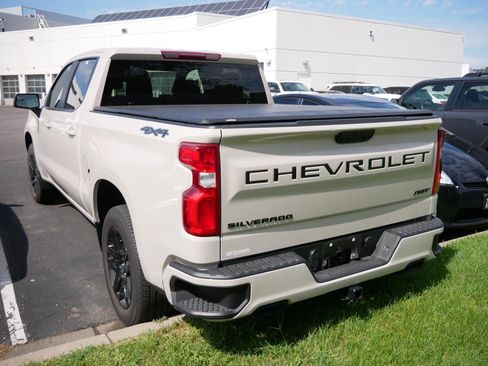 Used 2026 Chevrolet Silverado 1500 RST w/ Dark Appearance Package AWD/4WD image 8