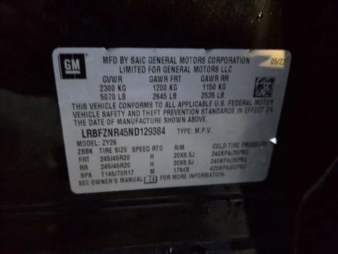 Used 2022 Buick Envision Essence w/ Sport Touring Package image 24