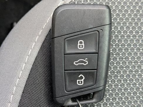 Used 2024 Volkswagen Taos S FWD image 27
