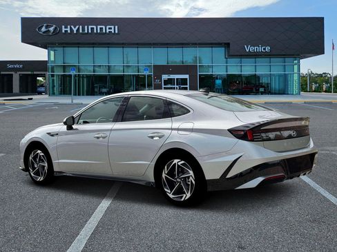 New 2026 Hyundai Sonata SEL FWD image 4