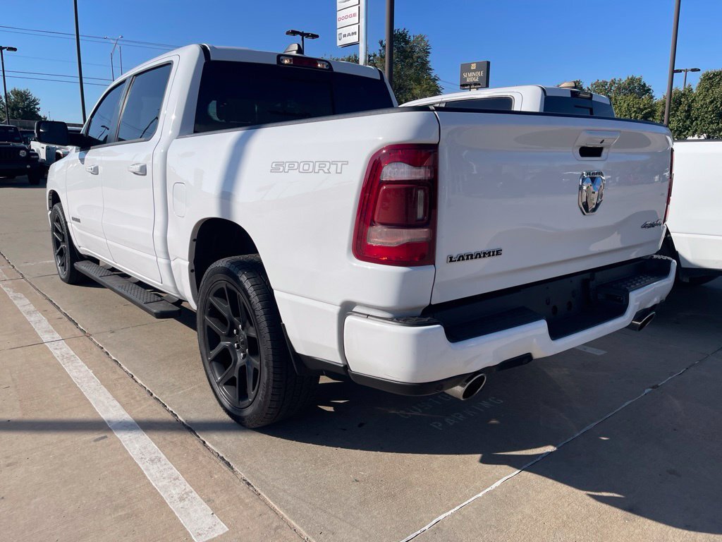 Used 2023 RAM 1500 Laramie AWD/4WD image 5
