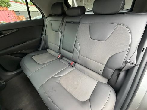 Used 2023 Kia Niro Wind FWD image 16