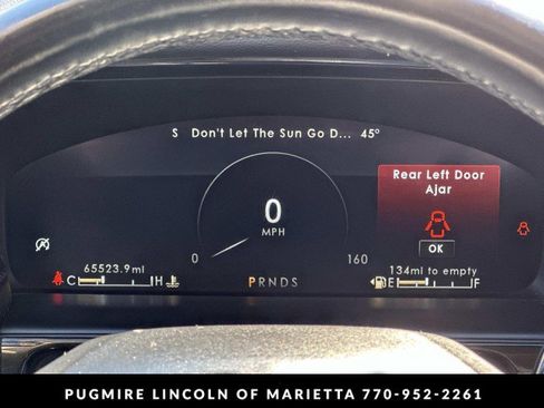 Used 2021 Lincoln Nautilus Reserve w/ Cargo Utility Package image 27