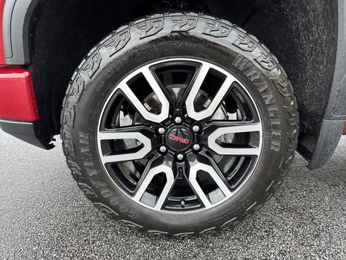 Used 2024 GMC Sierra 1500 AT4 w/ Technology Package image 13