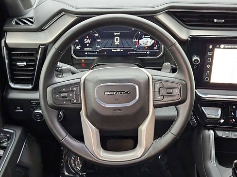 Used 2025 GMC Sierra 1500 Denali w/ Denali Reserve Package image 24