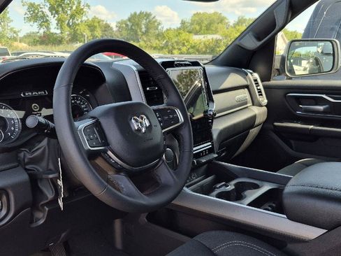 Used 2025 RAM 1500 Big Horn AWD/4WD image 8