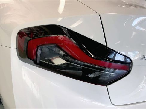 Used 2025 BMW 230i xDrive Coupe w/ Convenience Package image 32