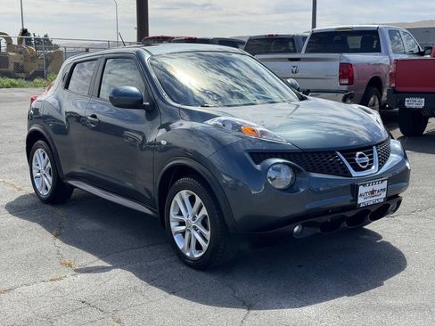 Used 2014 Nissan Juke SL FWD image 8