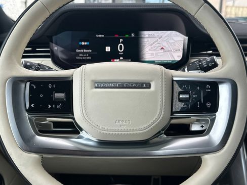 Used 2023 Land Rover Range Rover SE image 18