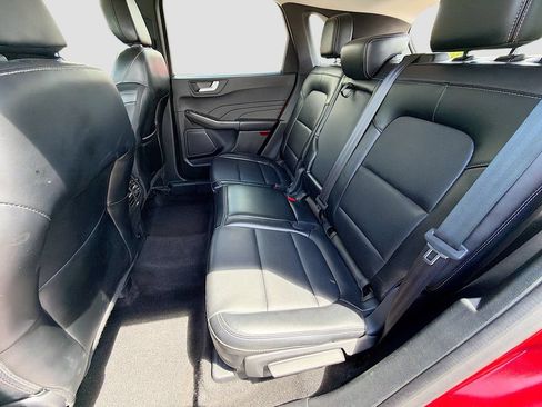 Used 2024 Ford Escape Platinum AWD/4WD image 26