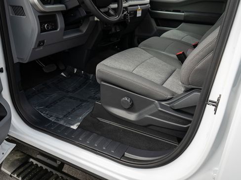 New 2026 Ford F350 XL w/ STX Appearance Package AWD/4WD image 17