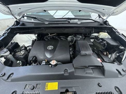 Used 2018 Toyota Highlander Limited image 42