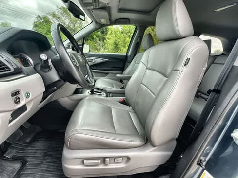 Used 2018 Honda Pilot EX-L image 11