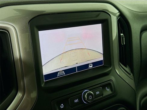 Used 2023 Chevrolet Silverado 1500 Custom image 13