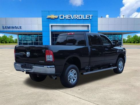 Used 2024 RAM 2500 Tradesman w/ Chrome Appearance Group AWD/4WD image 4
