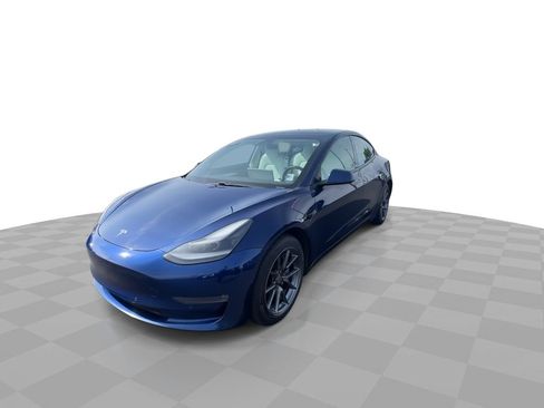 Used 2021 Tesla Model 3 Long Range AWD/4WD image 3